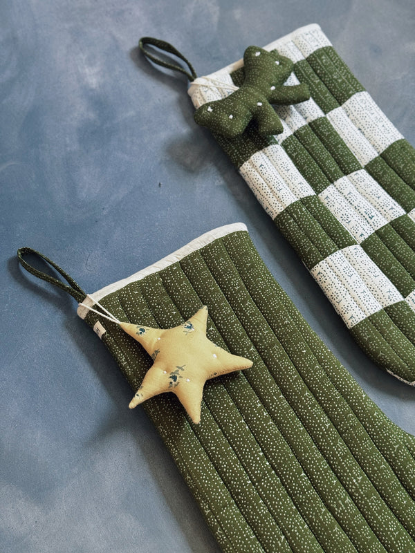 Star Ornament, Ditsy Rose Straw