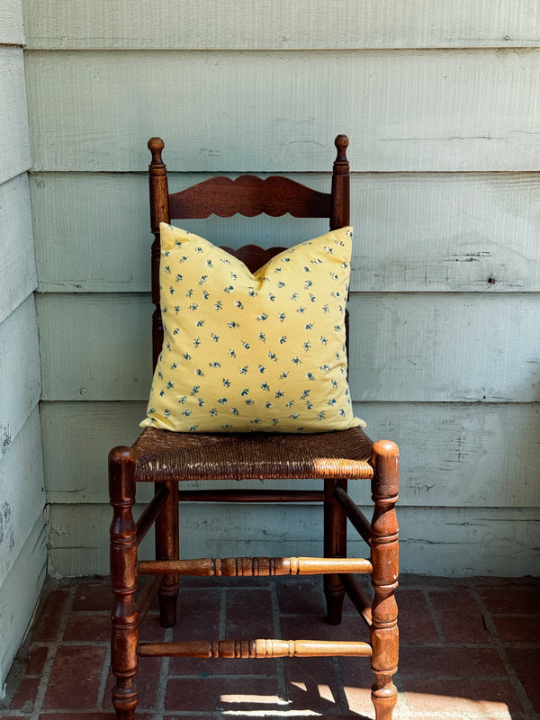 Throw Pillow, Ditsy Rose Straw