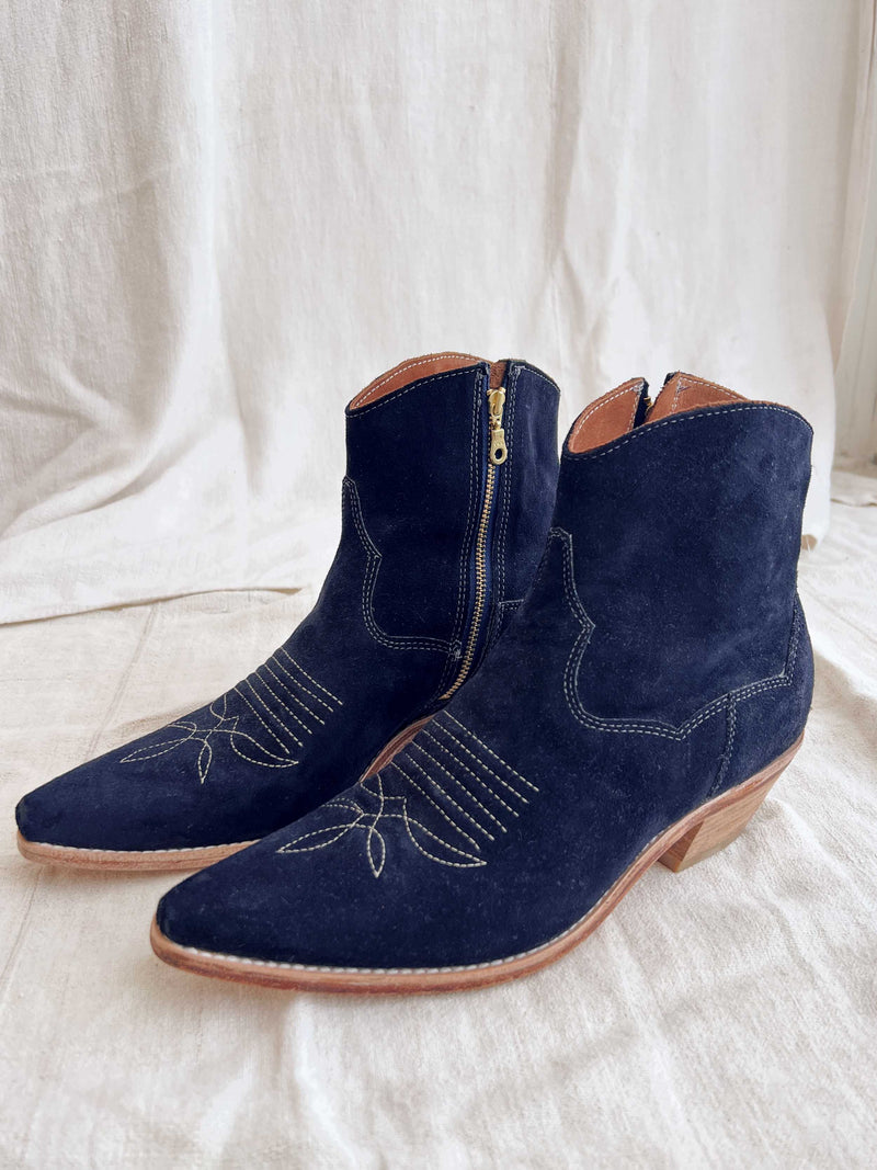 Short Cowboy Boot in Navy Suede